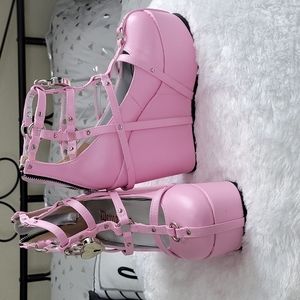 Women's Pink Demonia's size 6